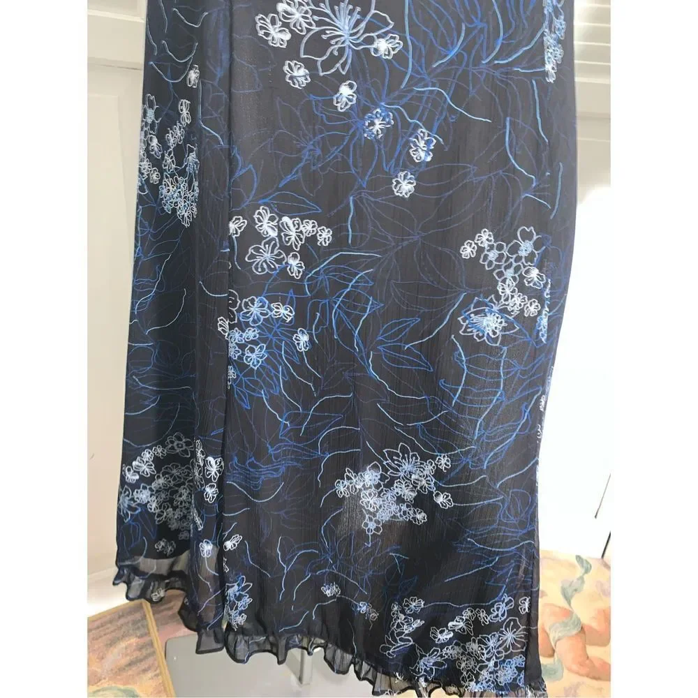 Vintage,‎ dark floral, double layered, sheer chiffon, midi skirt, size 12 ￼